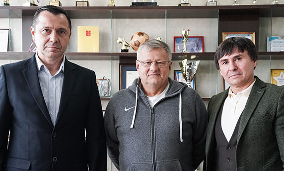 «Кристалл» и СШОР №2 Невского района подписали соглашение о сотрудничестве